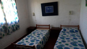 Casa en el cabito. A media cuadra de la playa mínimo 4 noches